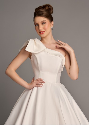 VESTIDO DE NOIVA DIANA LONGO OFF WHITE SOB NUMERAÇÃO